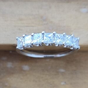 Stunning Princess Cut Ring 14k White Gold.
